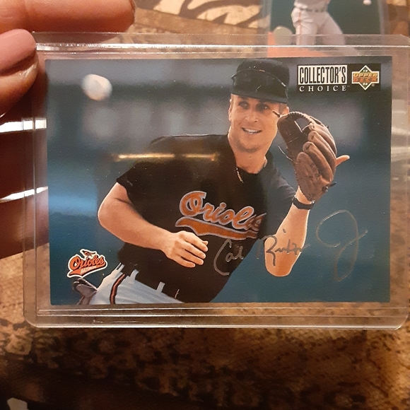 Cal Ripken Jr. Trading card lot - Picture 5 of 7